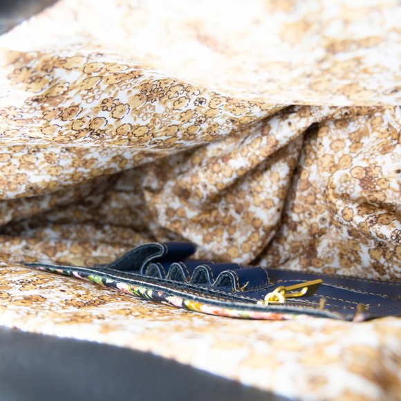 Leather handbag - Picture 3 of 3